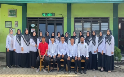 Harmoni Guru dan Siswa pada Hari Guru Nasional 2025.