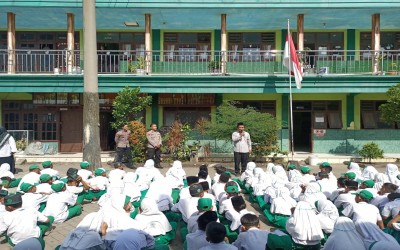 Menumbuhkan Cita-Cita Sejak Dini melalui Career Day: Inspirasi Profesi Kepolisian