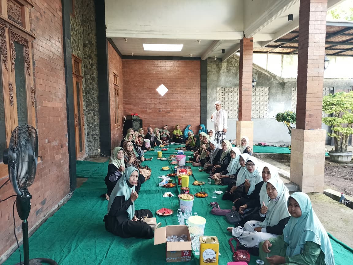 Merajut Silaturahmi, Menyucikan Hati: Halal bi Halal Keluarga Besar Raudlatul Muta’allimin 1 dalam Nuansa Kebersamaan dan Keikhlasan